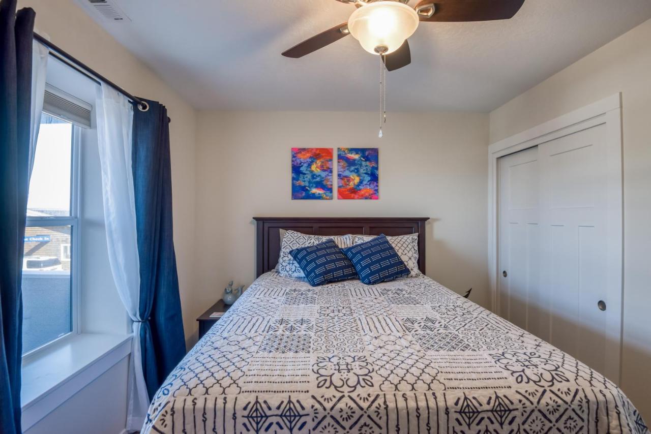 Oceanview Townhome - Pet Friendly - Sleeps 6 - King Depoe Bay Dış mekan fotoğraf