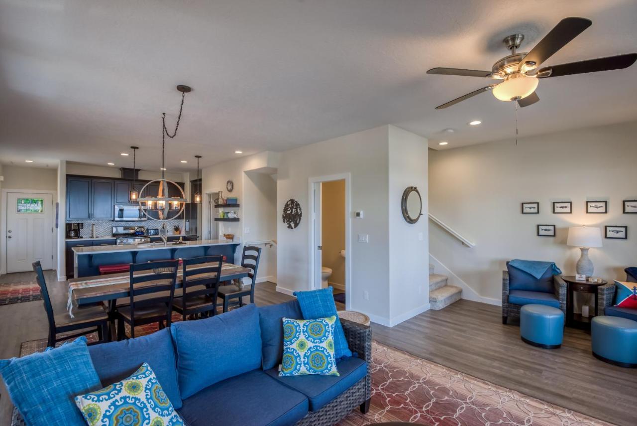Oceanview Townhome - Pet Friendly - Sleeps 6 - King Depoe Bay Dış mekan fotoğraf